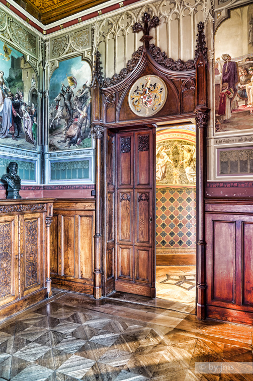 Burg-Hohenzollern-30-Bibliothek