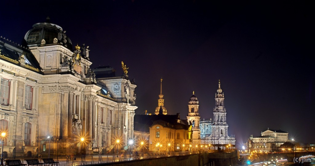Schlossplatz Pano